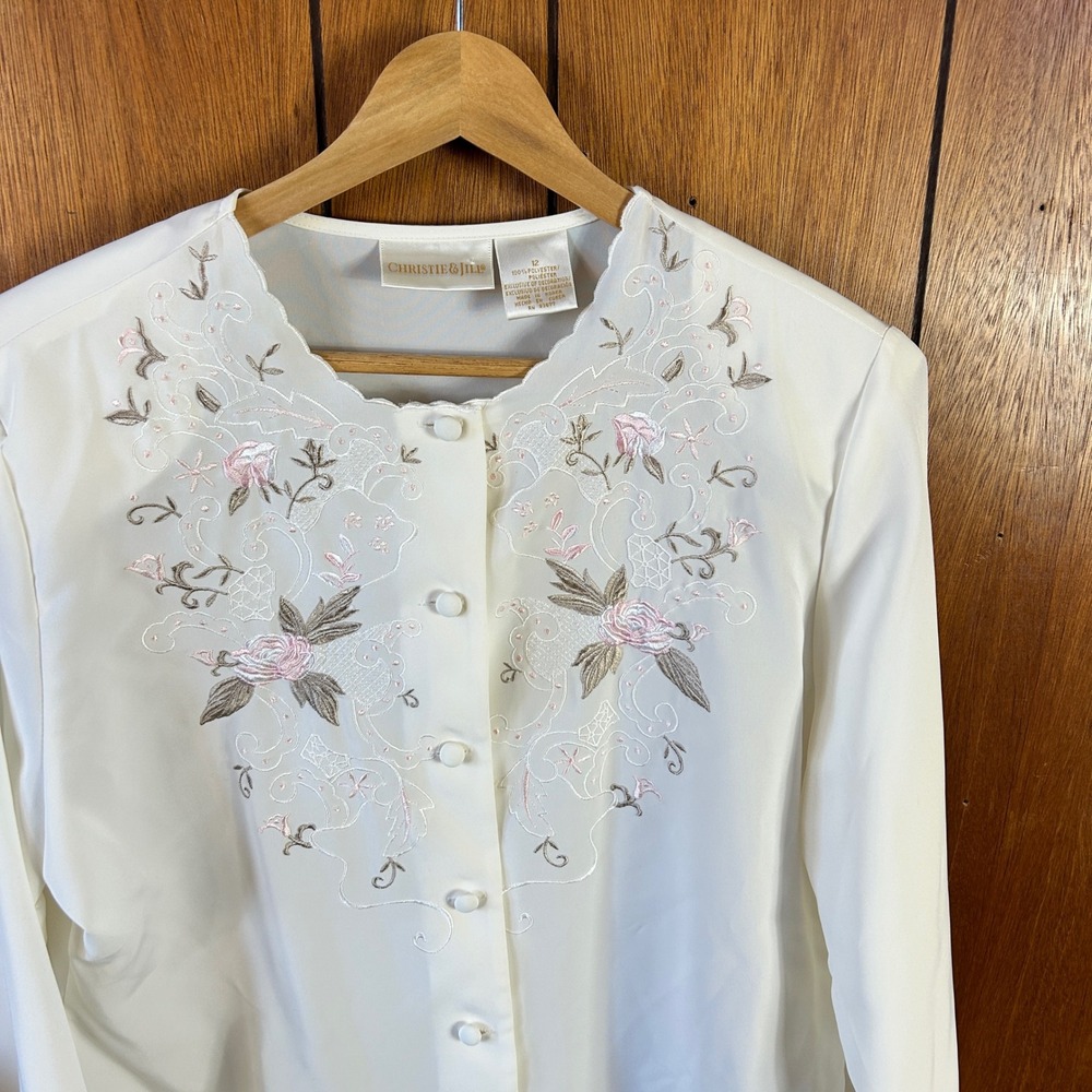 Vintage Christie & Jill Vintage Cream Embroidered‎ Floral Blouse Cottagecore